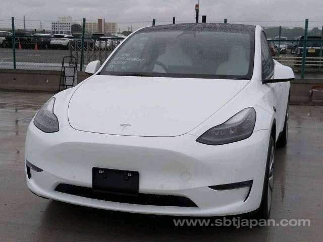 2024 Tesla Model Y Long Range available through MintCarz